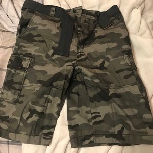 AirWalk Camo shorts