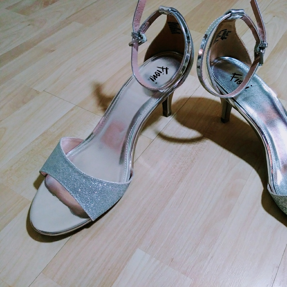 Fioni Silver Glitter Open Toe Heels