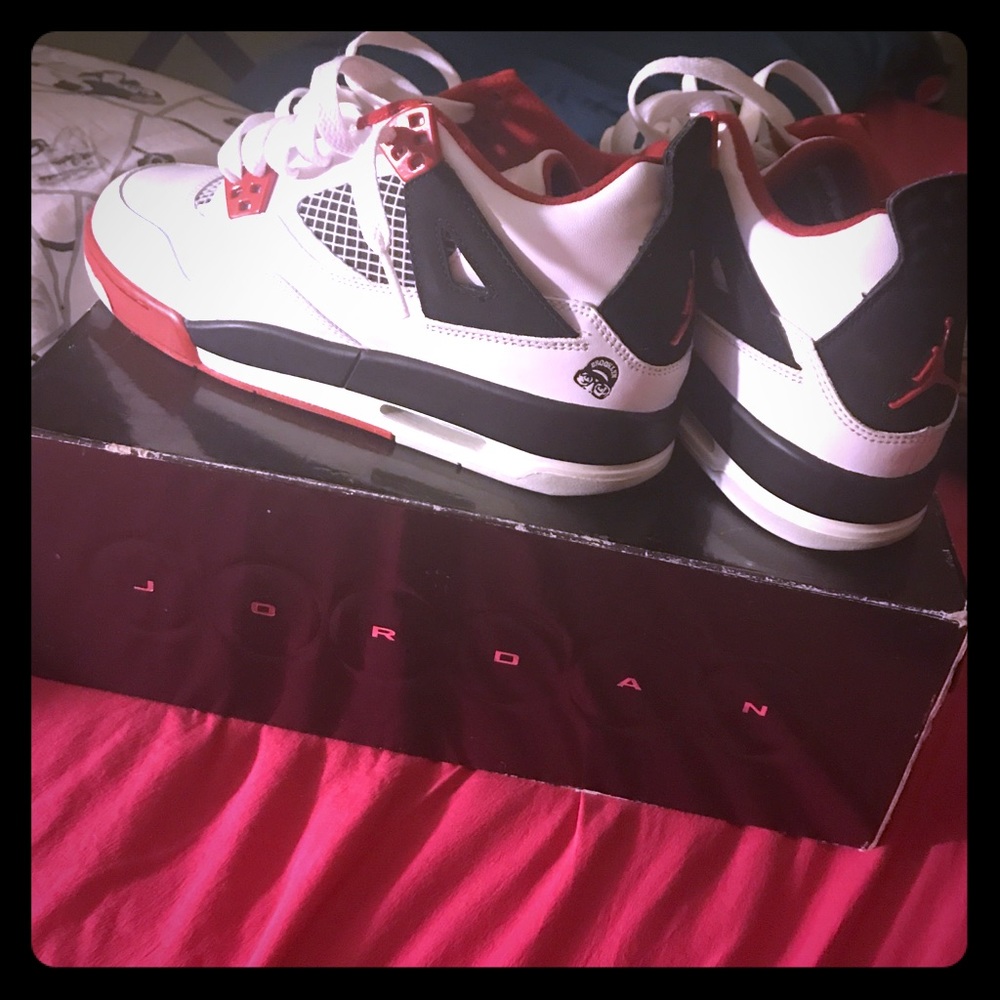 Retro 4s limited editions GS dedicated