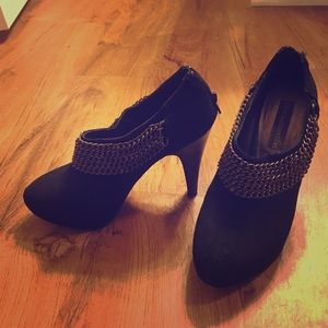 Steve Madden lux chain pumps 👠