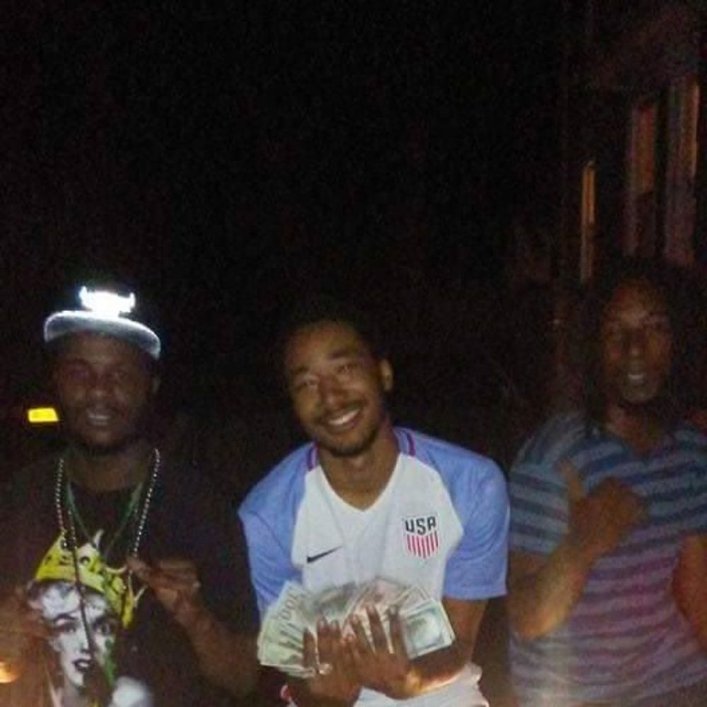 Meet your Posher, Jonathan