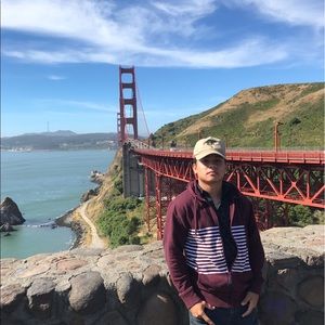 Meet your Posher, Alex