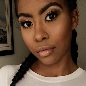 Meet your Posher, Imari