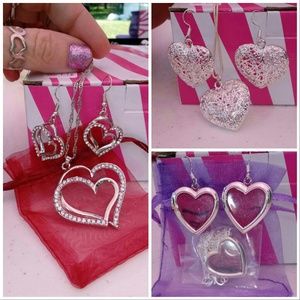 Necklace & Earrings Sets