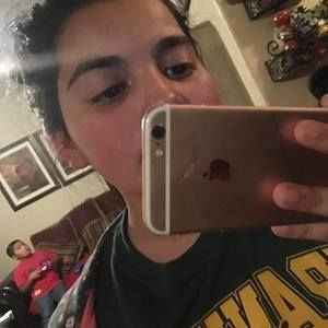 Meet your Posher, Casandra