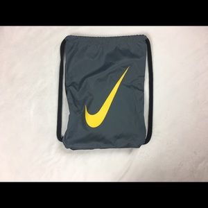 Nike drawstring bag-Gray/black