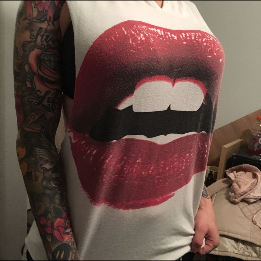 Sexy lips tank with hood
