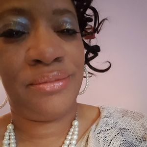 Meet your Posher, Jacquelyn