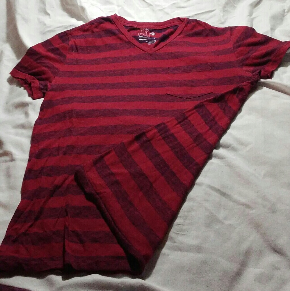 On The Byas V - Neck
