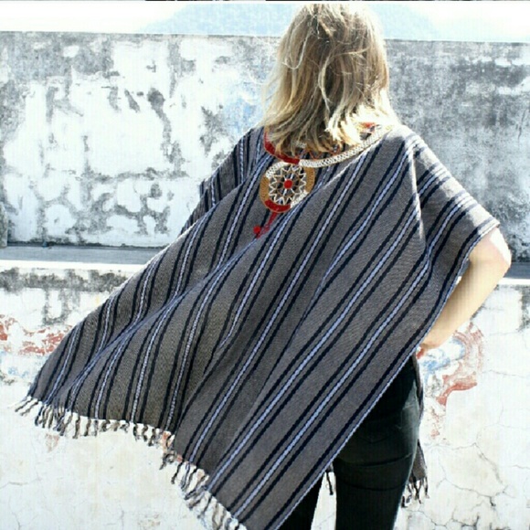 Ketzali Sweaters - Ketzali Tijonel Handmade Ruana with Embroidery Ketzali Sweaters - Ketzali Tijonel Handmade Ruana with Embroidery