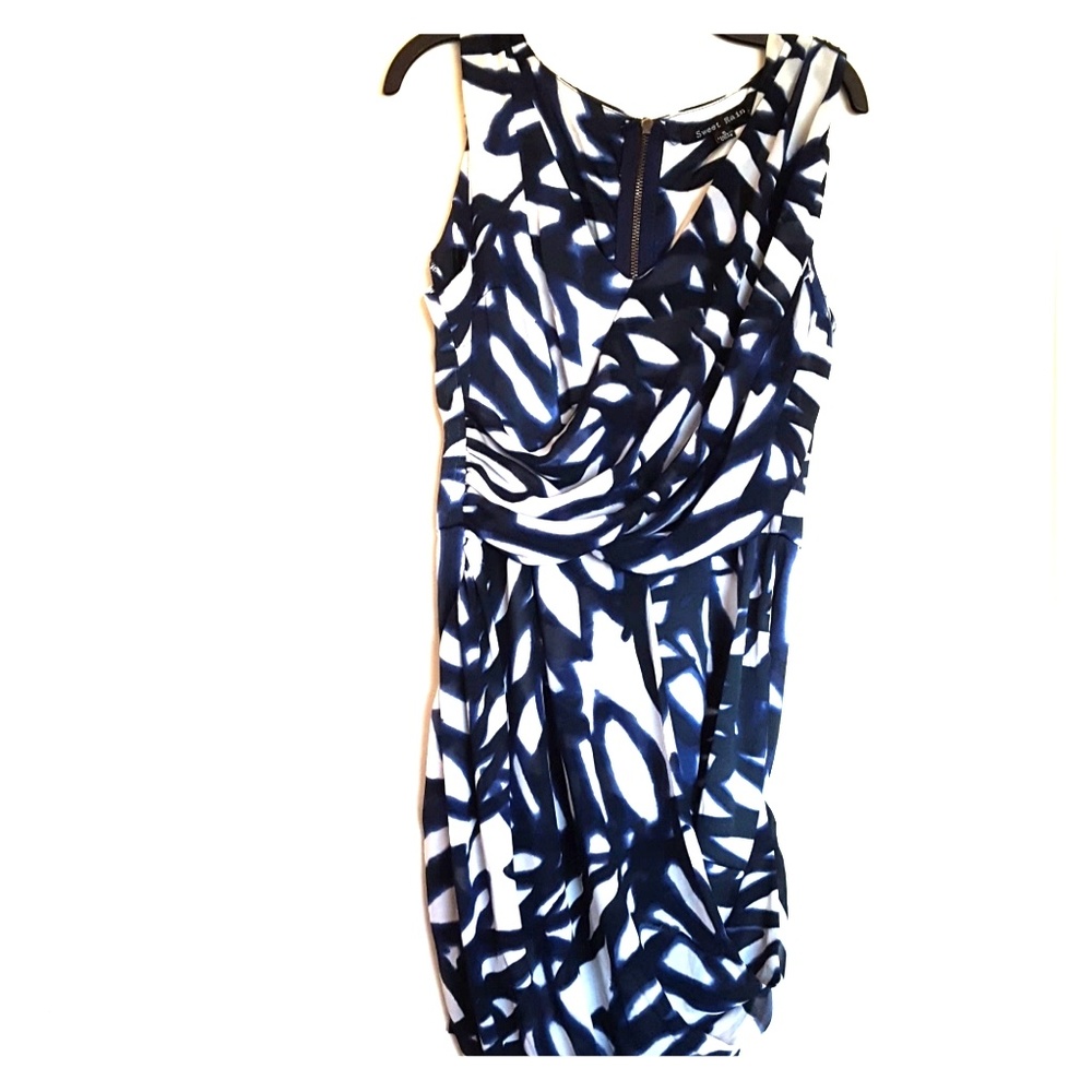 Sweet Rain size small 3/4 dress