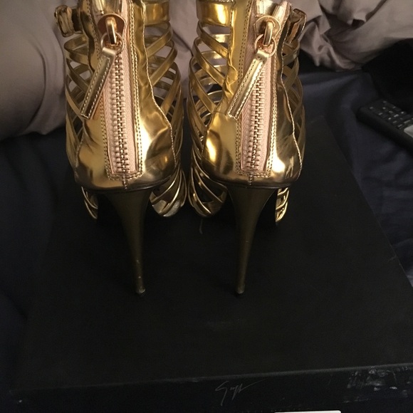 Authentic Mirrored Peep Cage Bootie - Picture 2 of 4