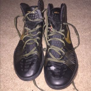 Nike Hyperdunk Elite