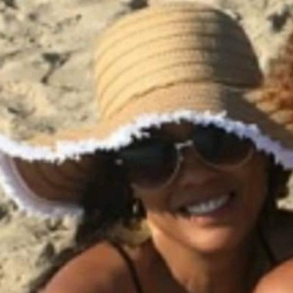 Meet your Posher, D'lea