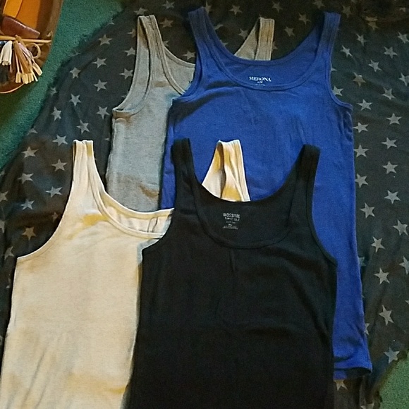 Tanks!! Hoodies!! Crops!! Button-downs!! - Picture 2 of 4