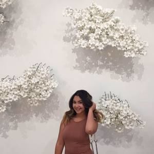 Meet your Posher, Luisela