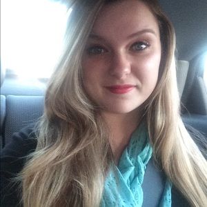 Meet your Posher, Jessica