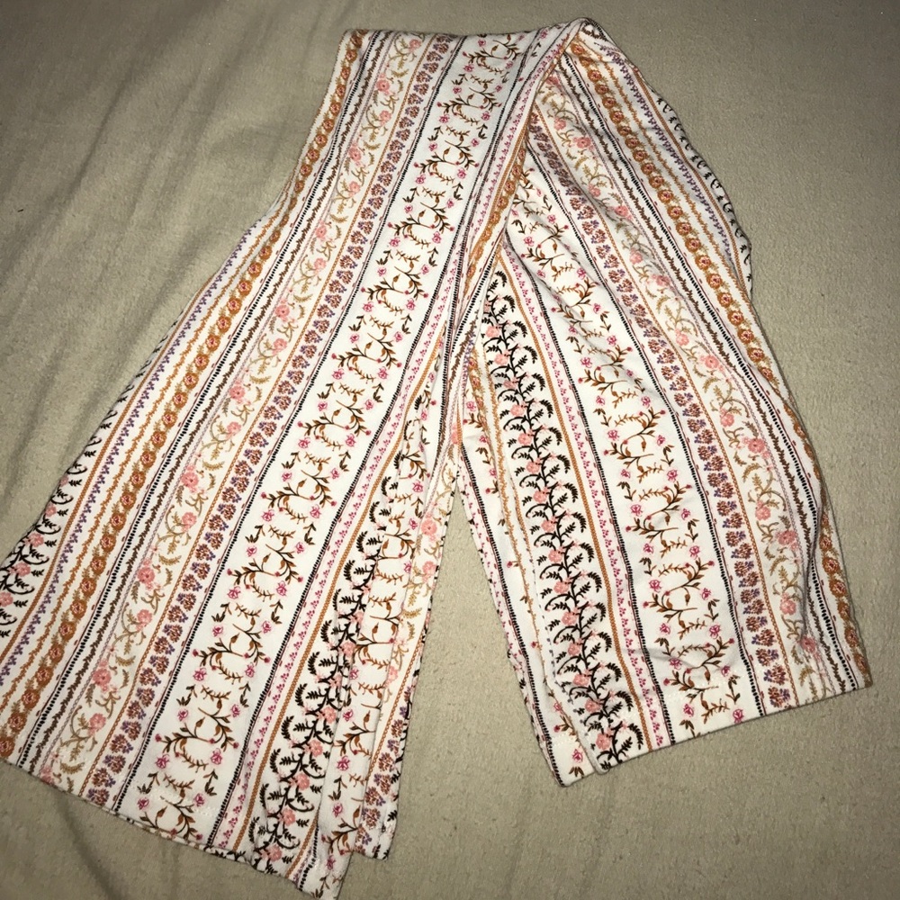 PANTS ! Super cute girls bell bottoms . NEW❤️