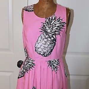 Brand new Crown and Ivy dress