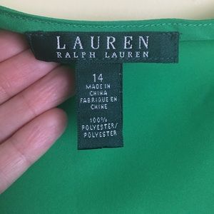 Lauren Ralph Lauren Tops - NWOT Beautiful Kelly Green and Navy Lauren Top Lauren Ralph Lauren Tops - NWOT Beautiful Kelly Green and Navy Lauren Top