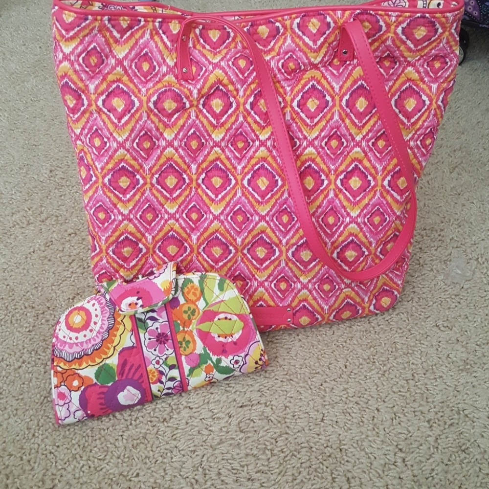Gently used Vera Bradley tall tote