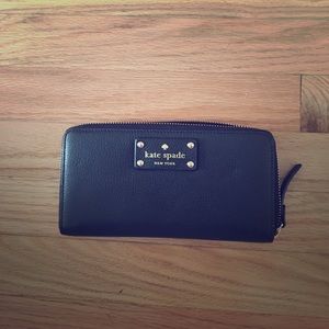Like new Kate Spade Wallet