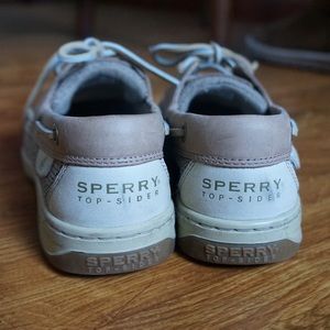 womens sperrys size 7