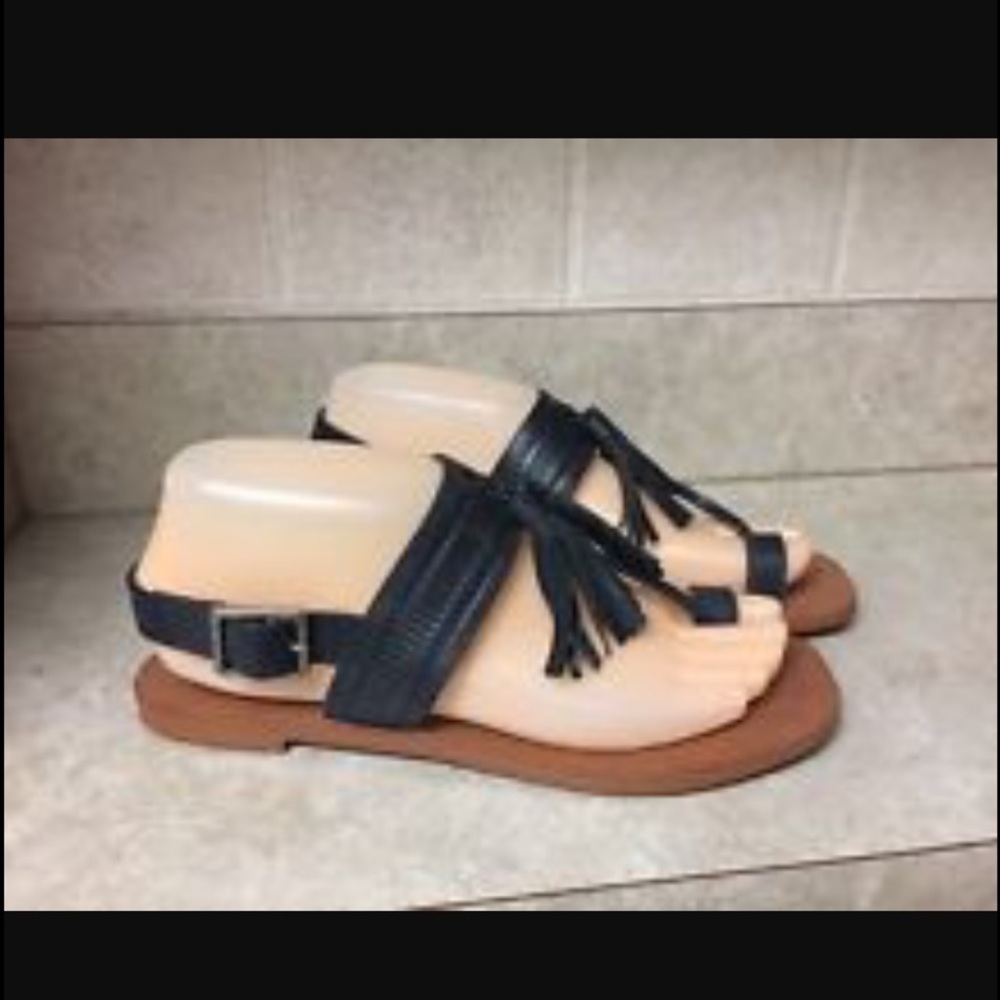 Madewell Renny embossed Tassel Sandals in Black