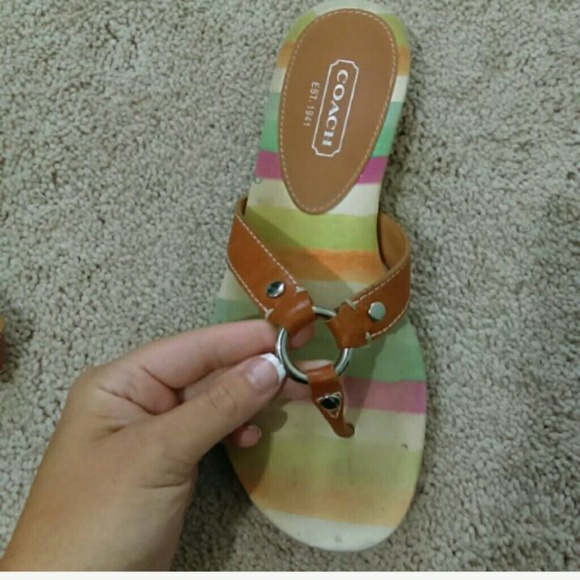 Coach sandals - Picture 3 of 3