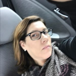 Meet your Posher, Malise