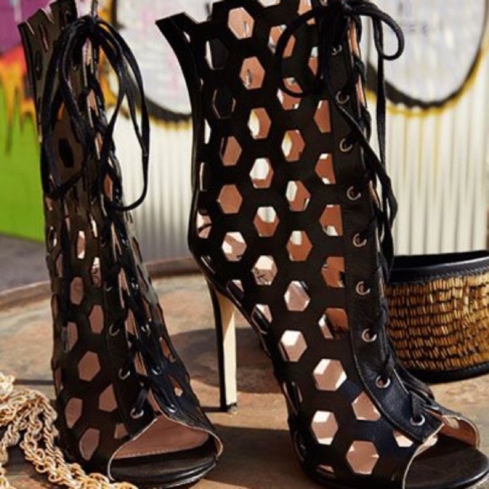 New in box Bebe ashli boots booties heels