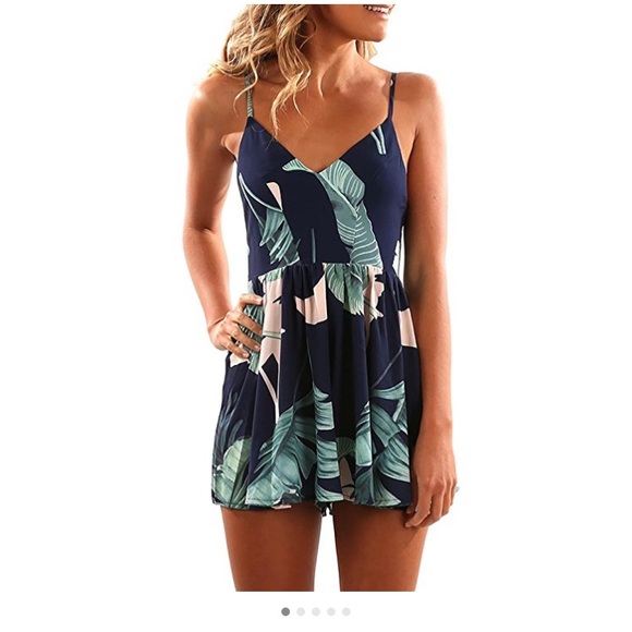 Pants - 🆕Women's Leaf Print Strapless Romper