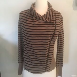 Nordstrom brand Caslon sweatshirt jacket