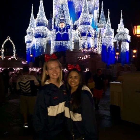 Meet your Posher, Alisha - Picture 2 of 4