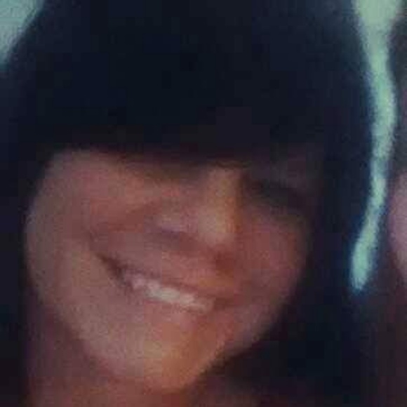 Meet your Posher, Vicki - Picture 2 of 3