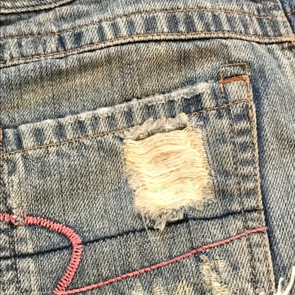 SALE🔴DISTRESSED DENIM MINI SKIRT - Picture 4 of 5