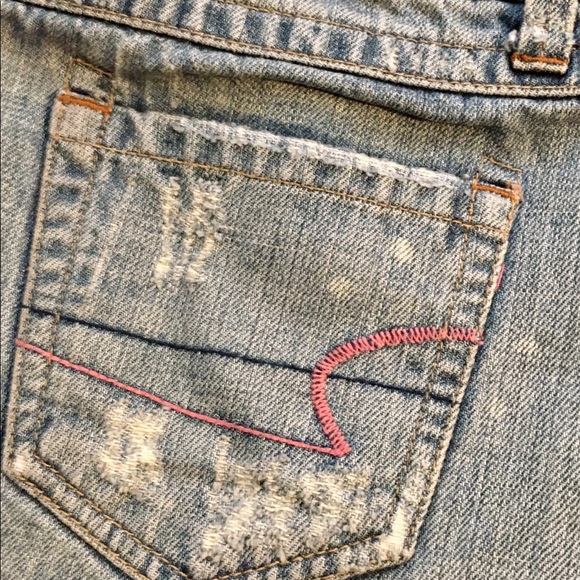 SALE🔴DISTRESSED DENIM MINI SKIRT - Picture 5 of 5