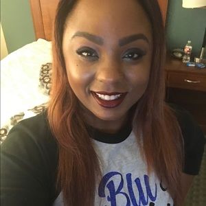 Meet your Posher, Dominique