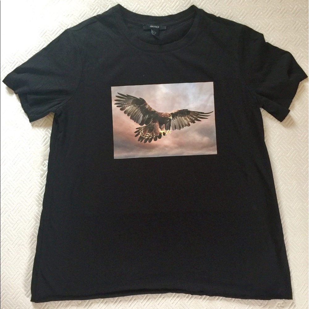 FOREVER 21 T SHIRT