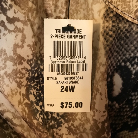 NWT! Alfani Women's Snakeskin Tie Back Top - Picture 7 of 7