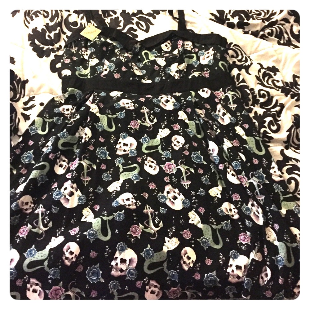 Black skull mermaid dress torrid retro chic sz 24