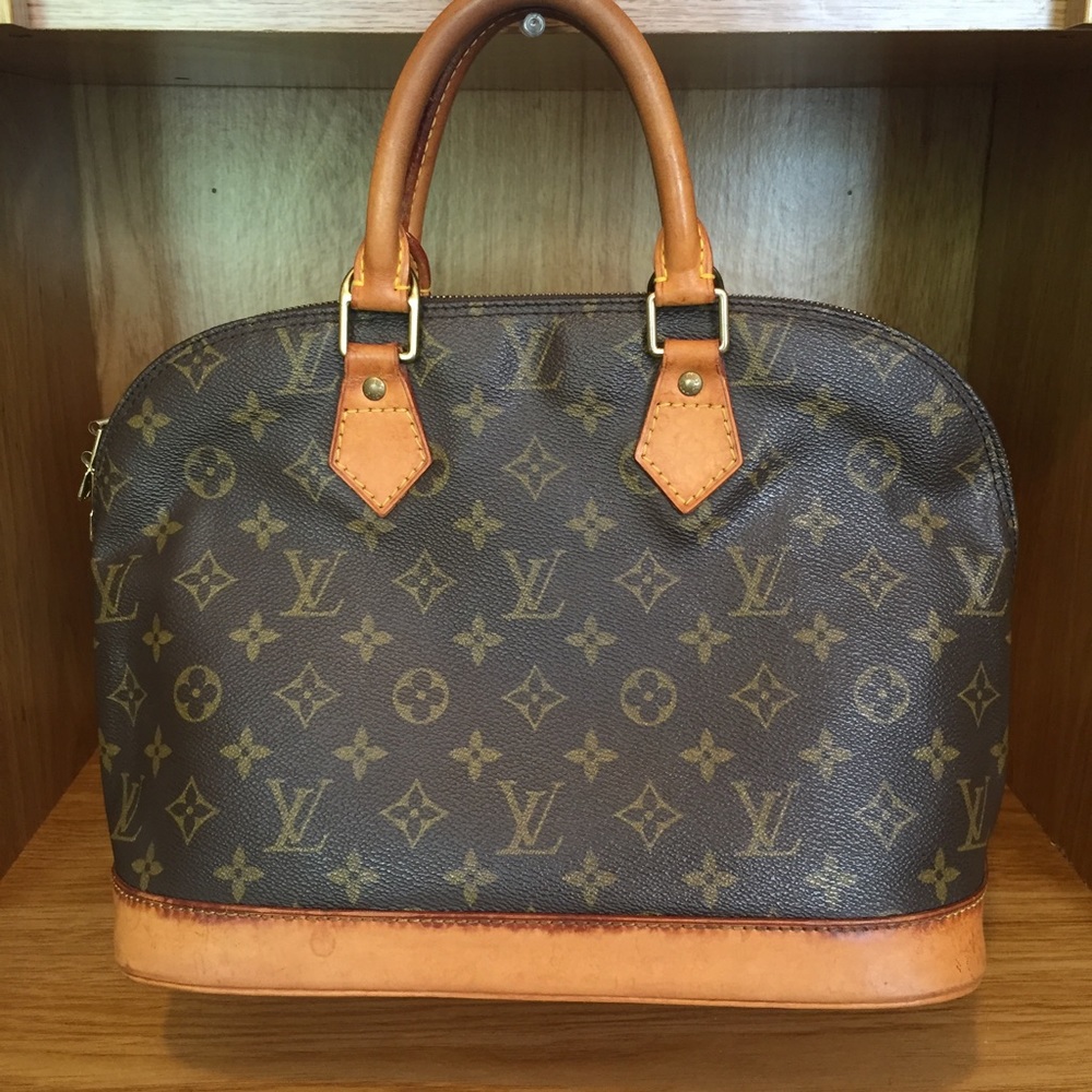SOLD Authentic, Vintage Louis Vuitton Alma