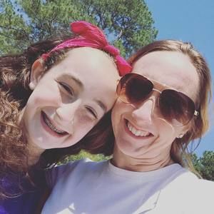 Meet your Posher, Leslie