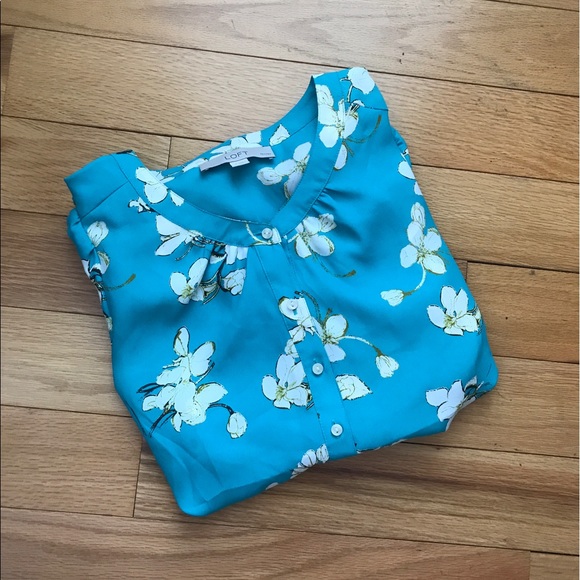 LOFT Tops - 🎀LOFT🎀 Floral Blouse