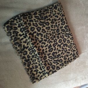 Leopard print scarf.