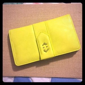 Stella and Dot wallet