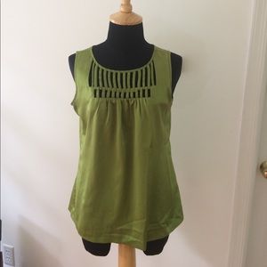 4/$15 SUPER SALE Green Banana Republic Blouse
