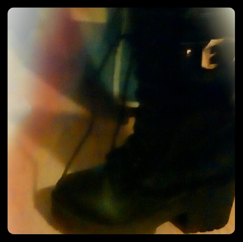 Womans leathe boots size 7