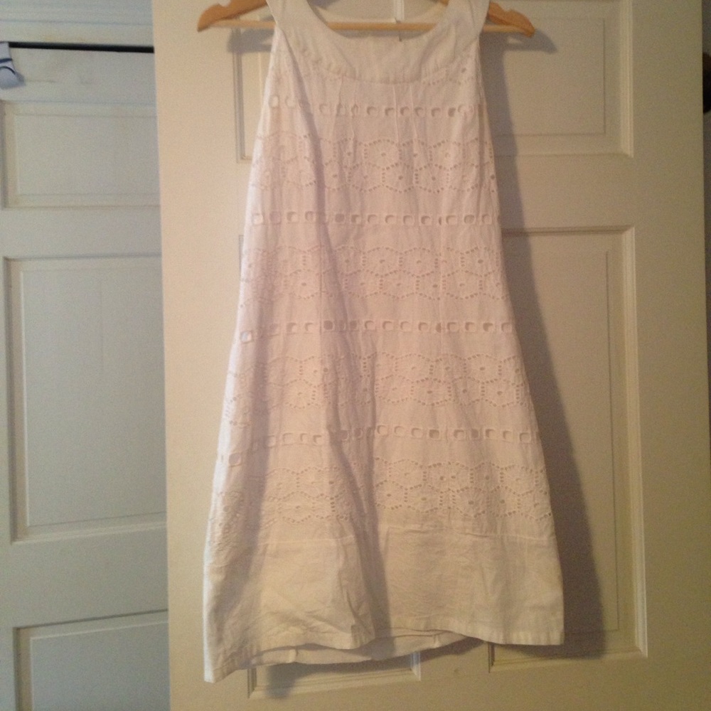 High neck whit eyelet dress