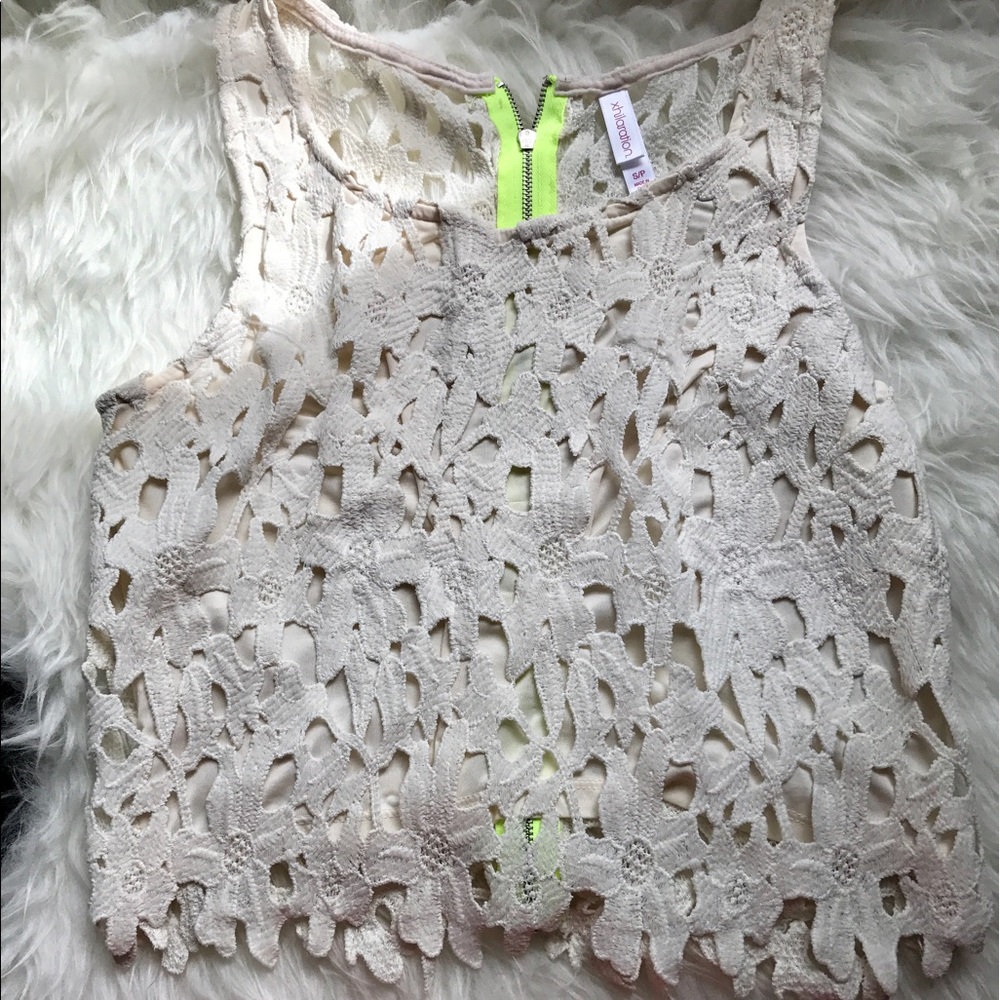 Fashion Women Crop Top White Summer No Sleeve